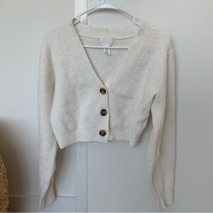 H&M Cropped Cardigan Sweater; Size Medium